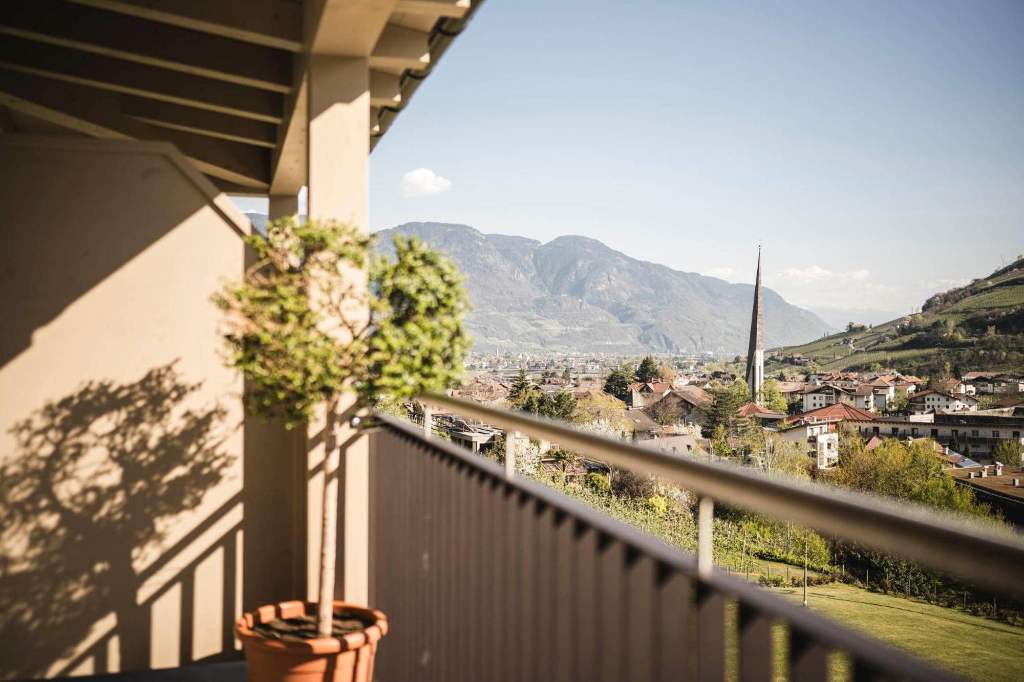 Residence Hirzer Algund Exterior foto